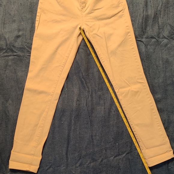 Red Camel khaki pants - Picture 6 of 6